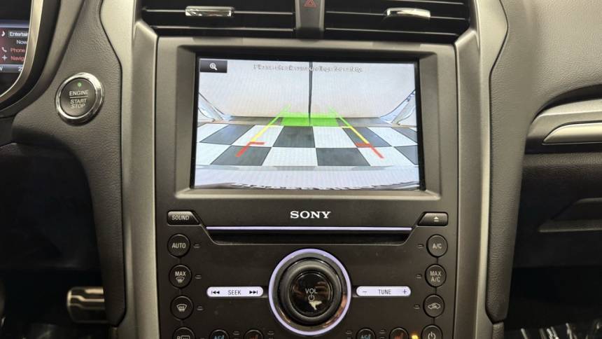 2016 Ford Fusion Energi - Images - 27