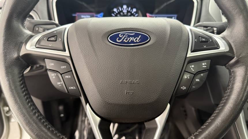 2016 Ford Fusion Energi - Images - 33