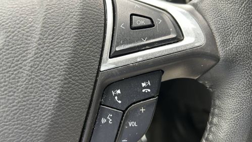 2016 Ford Fusion Energi - Images - 12