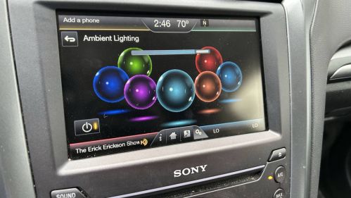 2016 Ford Fusion Energi - Images - 23