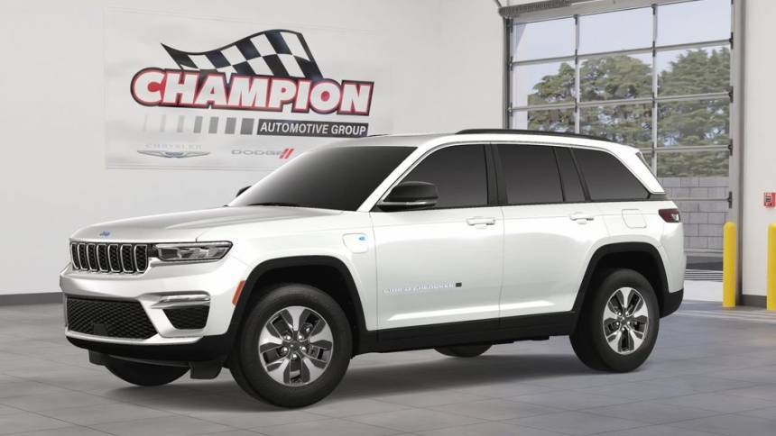2025 Jeep Grand Cherokee 1C4RJYB61S8698689