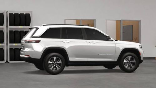2025 Jeep Grand Cherokee 1C4RJYB61S8698689