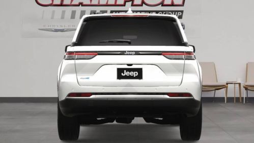2025 Jeep Grand Cherokee 1C4RJYB61S8698689