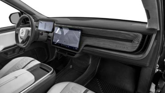 2023 Rivian R1T 7FCTGBAA5PN026032