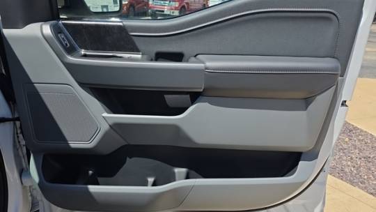 2025 Ford F-150 Lightning 1FTVW3LKXSWG04626