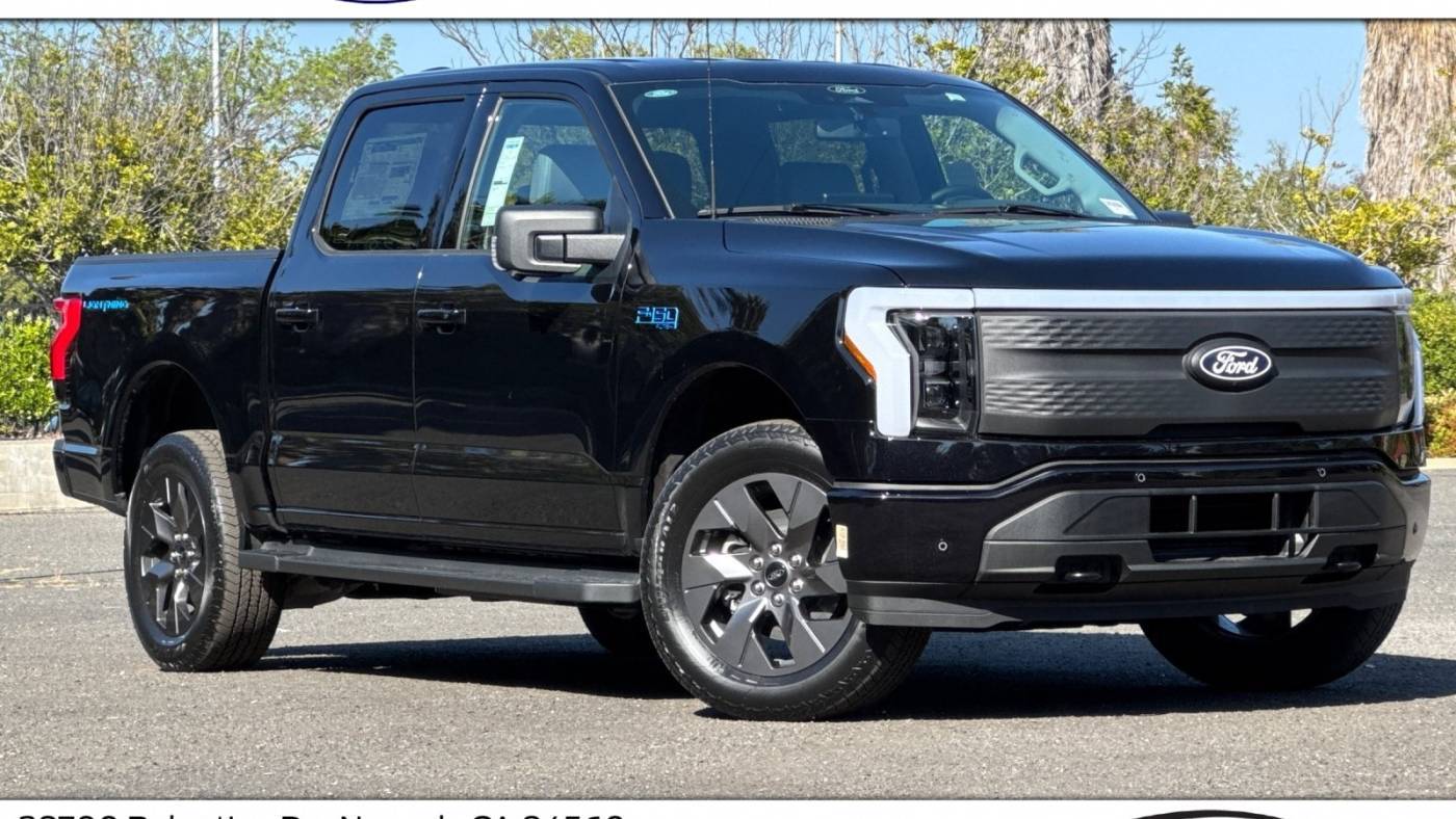 2025 Ford F-150 Lightning 1FTVW3L71SWG02064