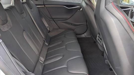 2013 Tesla Model S 5YJSA1DP2DFP20538