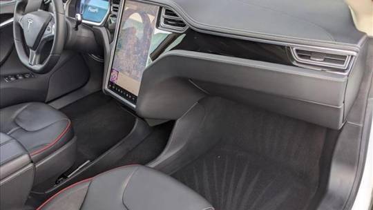 2013 Tesla Model S 5YJSA1DP2DFP20538