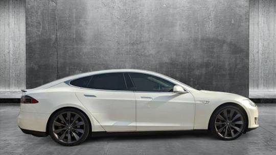 2013 Tesla Model S 5YJSA1DP2DFP20538