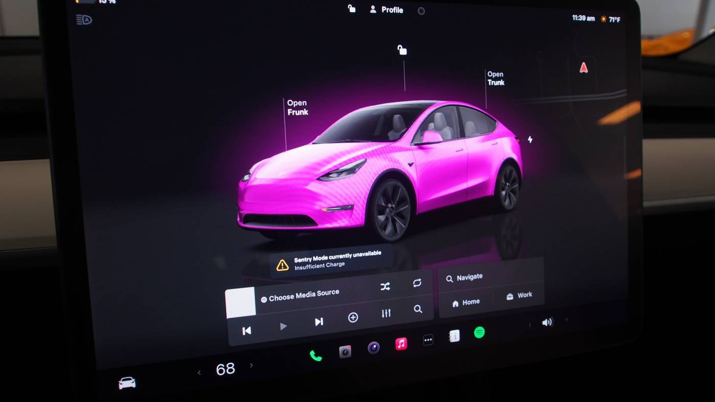 2025 Tesla Model Y 7SAYGDEE1SA342183