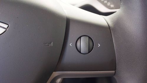 2025 Tesla Model Y 7SAYGDEE1SA342183