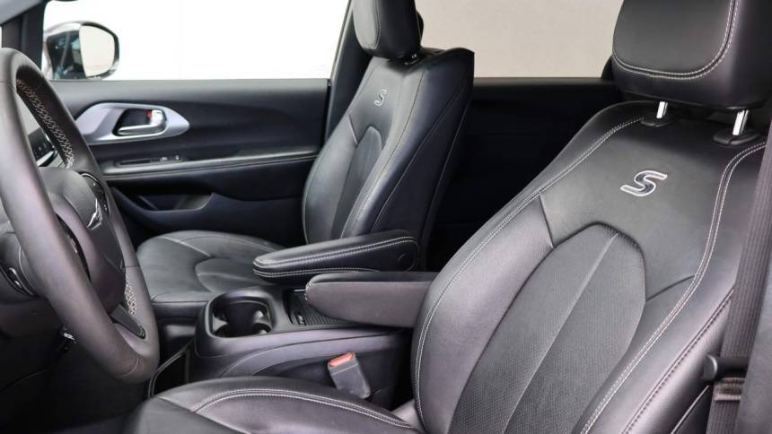 2022 Chrysler Pacifica 2C4RC1L79NR183490