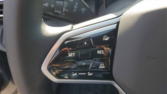 2025 Volkswagen ID.4 1V2VRPE85SC007917