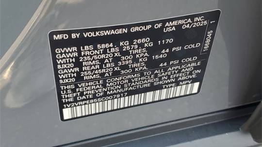 2025 Volkswagen ID.4 1V2VRPE85SC007917