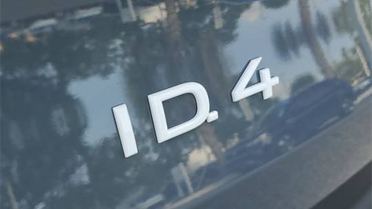 2025 Volkswagen ID.4 1V2VRPE85SC007917
