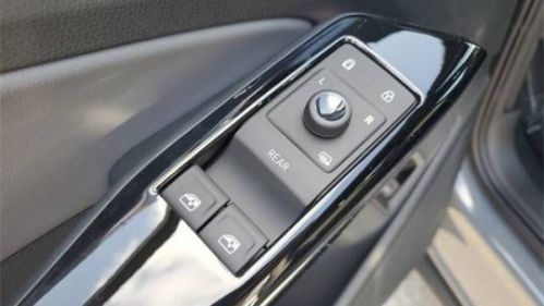 2025 Volkswagen ID.4 1V2VRPE85SC007917