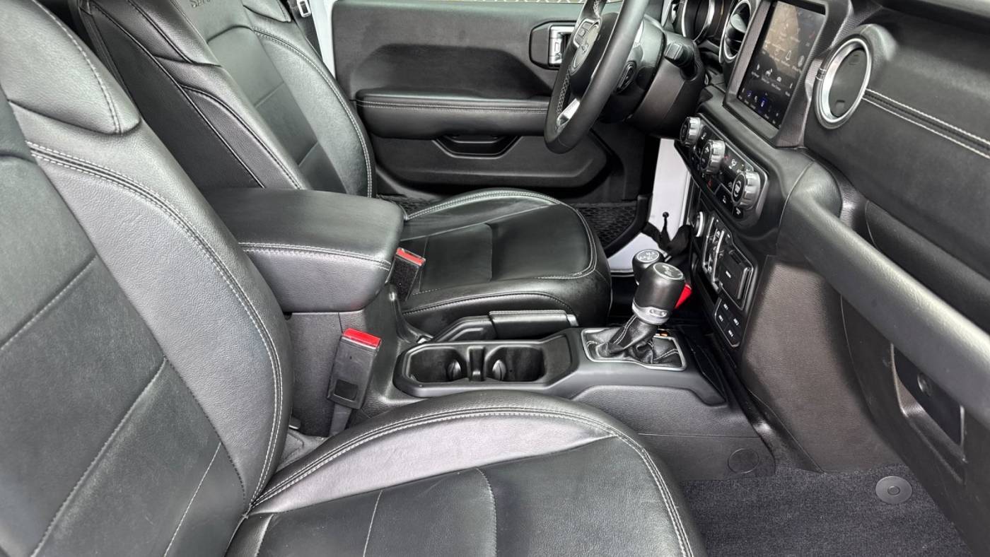 2023 Jeep Wrangler 1C4JJXP60PW630337