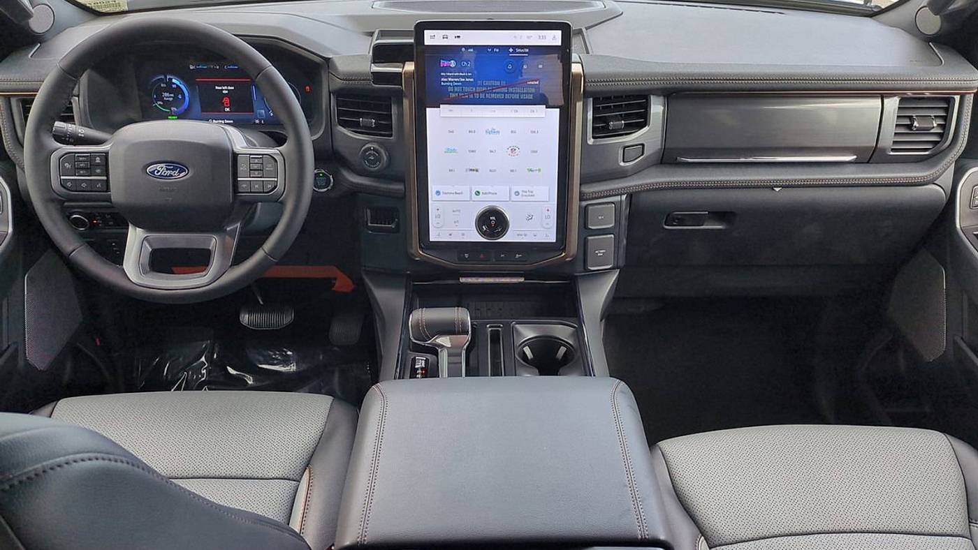 2025 Ford F-150 Lightning 1FT6W5L70SWG11208