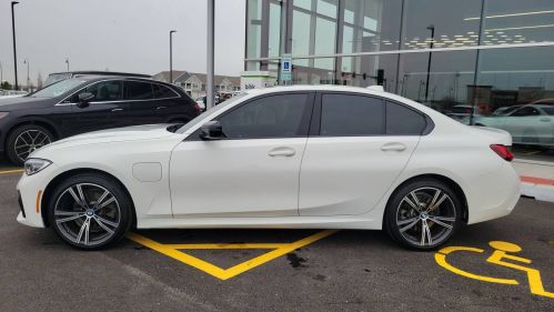 2021 BMW 3 Series - Images - 2