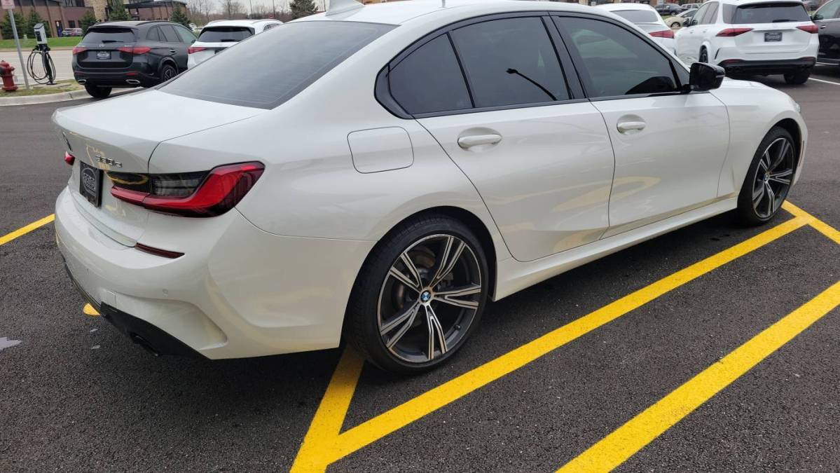 2021 BMW 3 Series - Images - 10