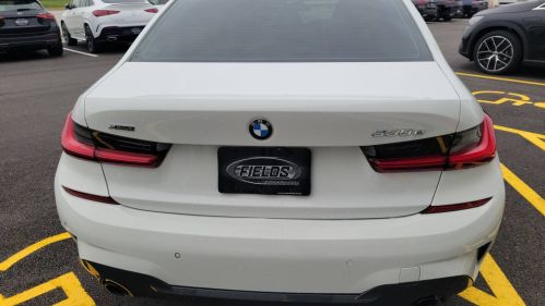 2021 BMW 3 Series - Images - 11