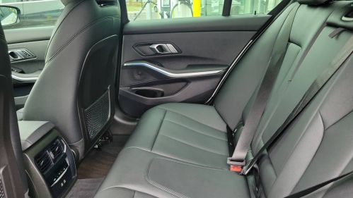 2021 BMW 3 Series - Images - 17