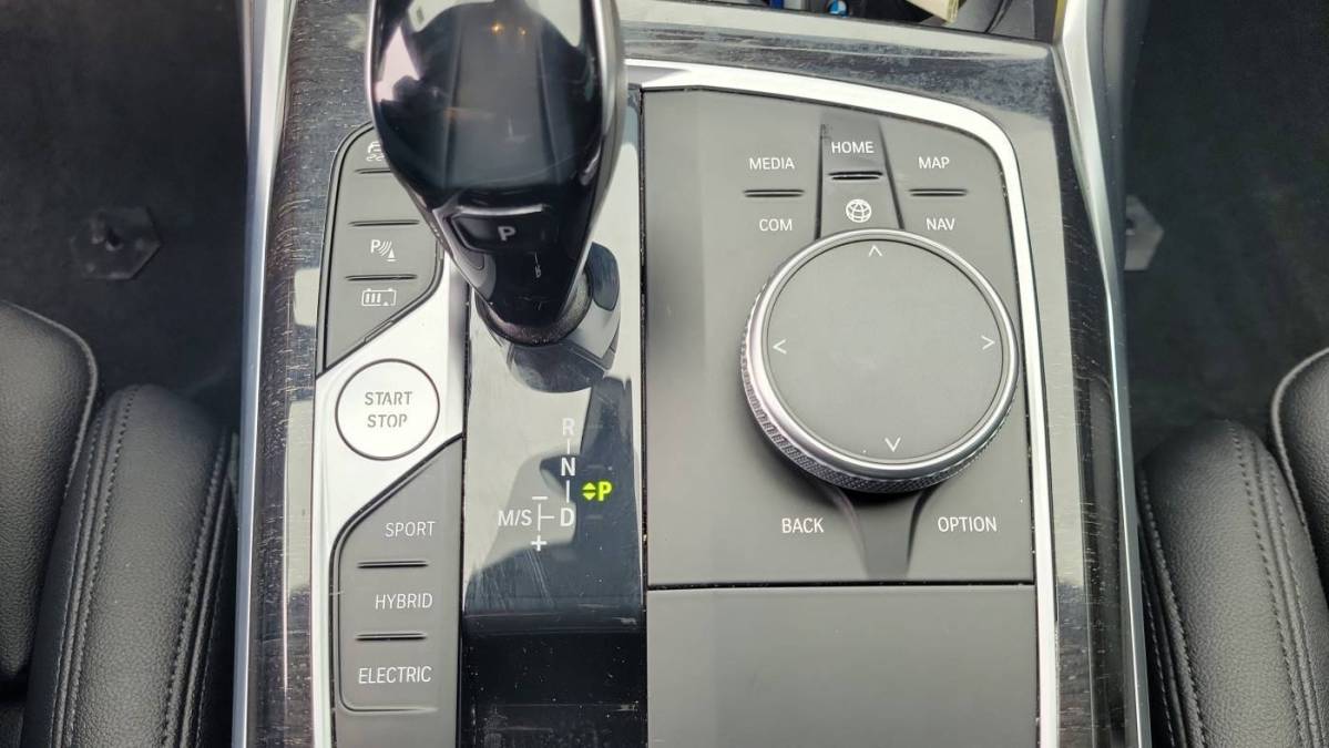 2021 BMW 3 Series - Images - 33
