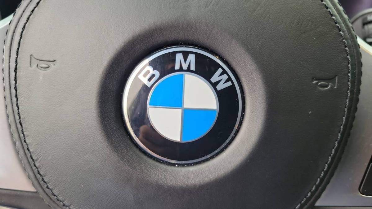 2021 BMW 3 Series - Images - 38