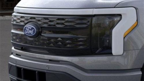 2025 Ford F-150 Lightning - Images - 17