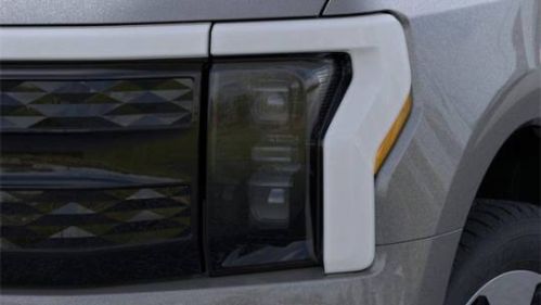 2025 Ford F-150 Lightning - Images - 18