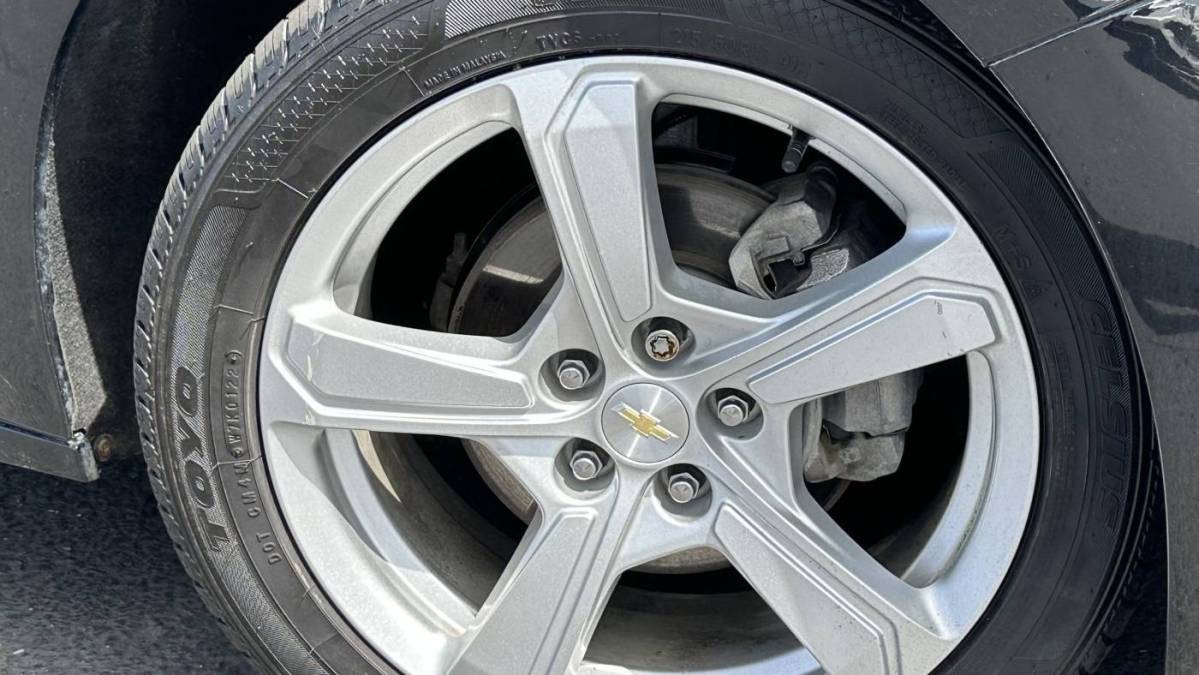 2019 Chevrolet VOLT - Images - 6