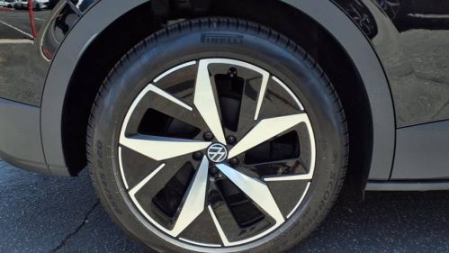 2025 Volkswagen ID.4 1V2VRPE86SC004380