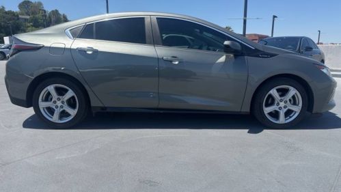 2017 Chevrolet VOLT - Images - 4