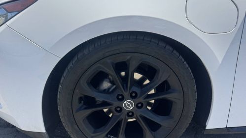 2018 Chevrolet VOLT - Images - 10