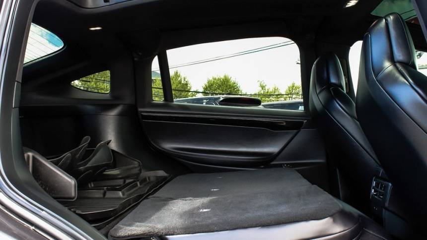 2018 Tesla Model X 5YJXCDE28JF114130