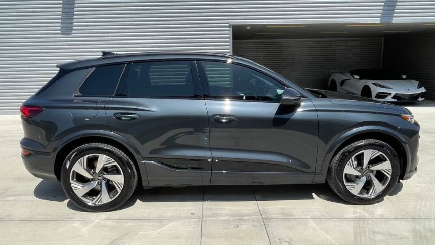 2025 Audi Q6 e-tron WA124BGF2SA038078
