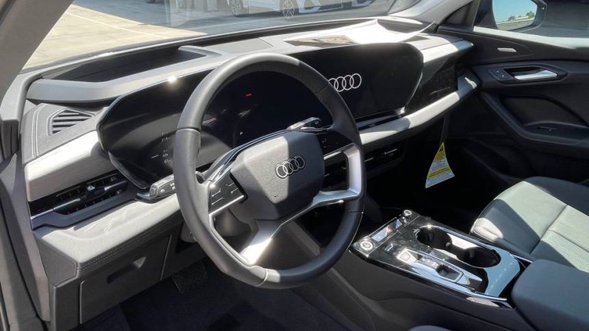 2025 Audi Q6 e-tron WA124BGF2SA038078