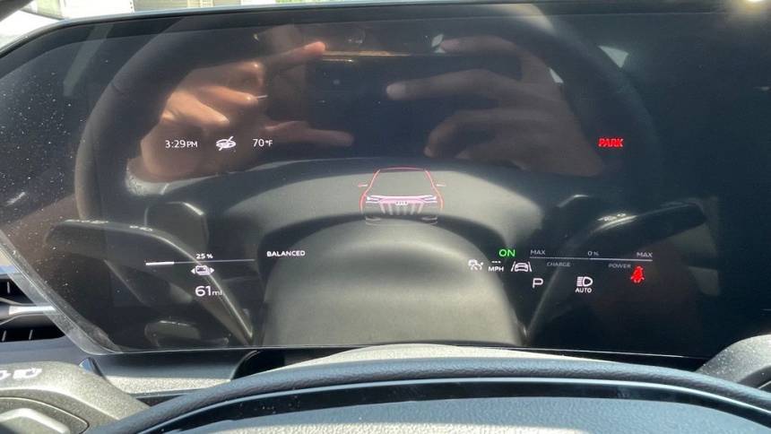 2025 Audi Q6 e-tron WA124BGF2SA038078
