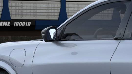 2025 Ford Mustang Mach E 3FMTK3R76SMA28213