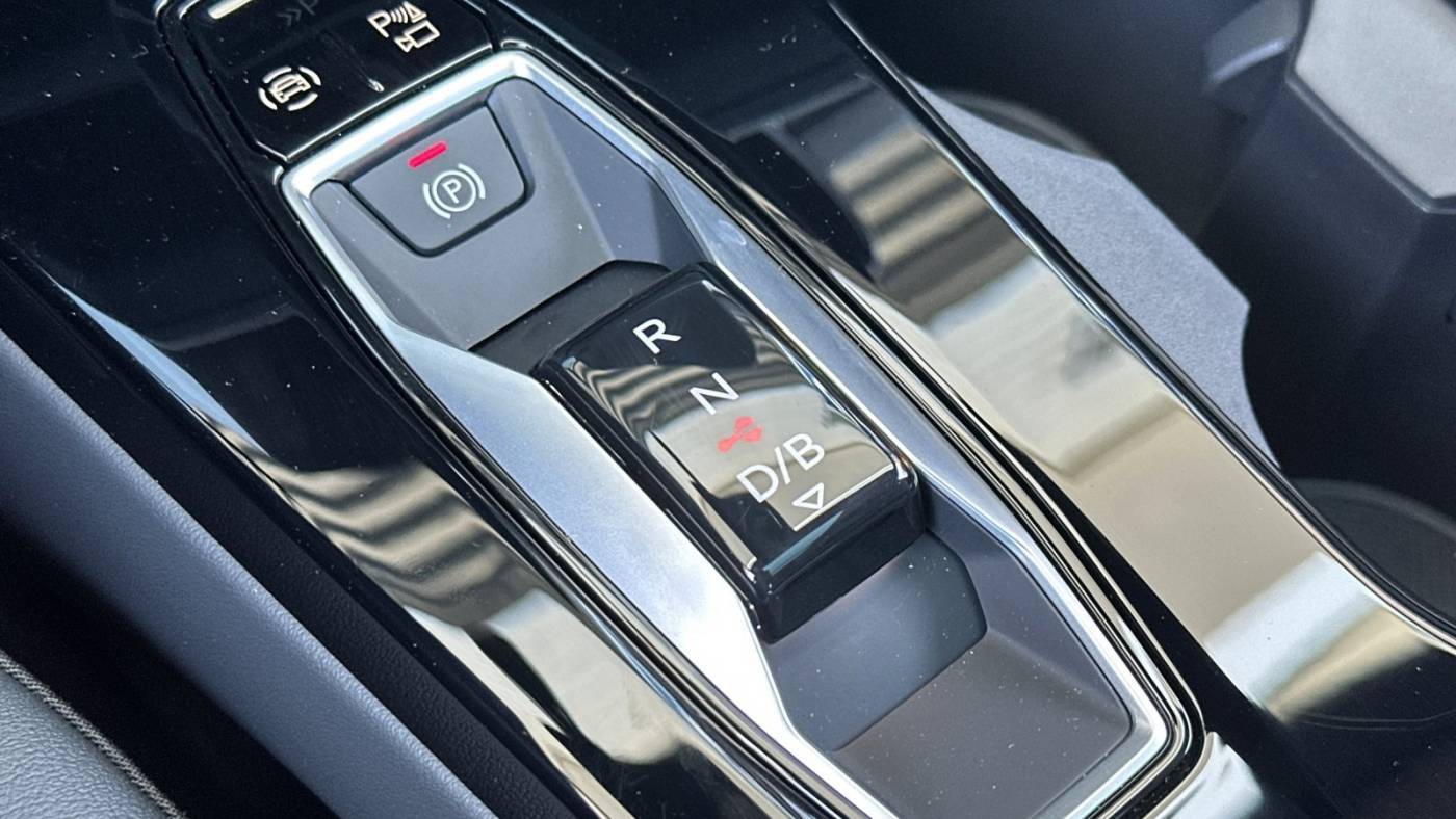 2025 Audi Q6 e-tron WA124BGF1SA006660