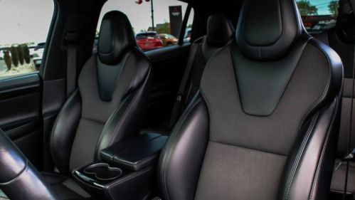 2018 Tesla Model X 5YJXCDE28JF114130