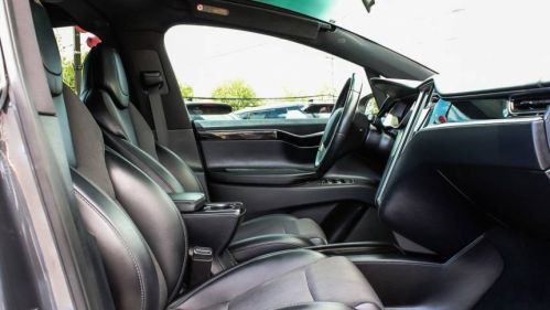2018 Tesla Model X 5YJXCDE28JF114130