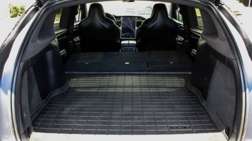 2018 Tesla Model X 5YJXCDE28JF114130