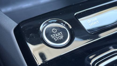 2025 Audi Q6 e-tron WA124BGF1SA006660