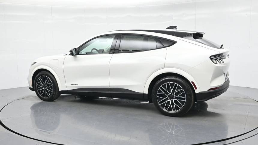 2025 Ford Mustang Mach E 3FMTK3R72SMA13711