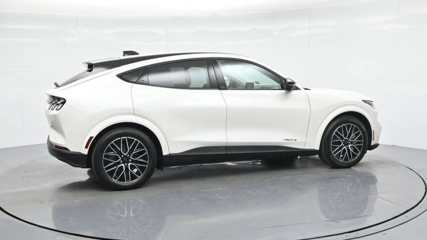 2025 Ford Mustang Mach E 3FMTK3R72SMA13711