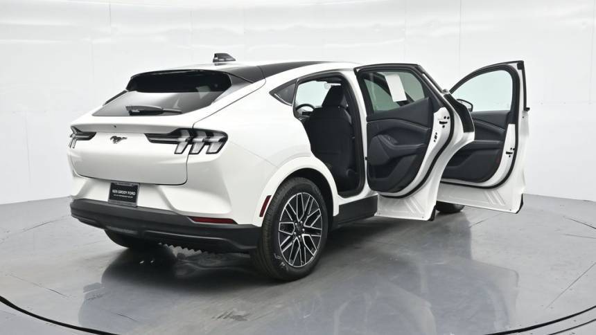 2025 Ford Mustang Mach E 3FMTK3R72SMA13711