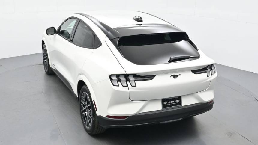 2025 Ford Mustang Mach E 3FMTK3R72SMA13711