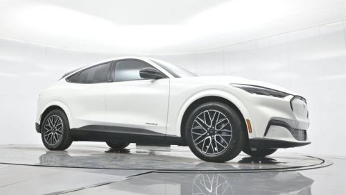 2025 Ford Mustang Mach E 3FMTK3R72SMA13711