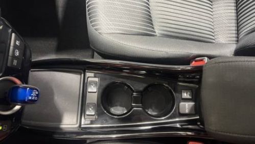 2020 Toyota Prius Prime - Images - 22